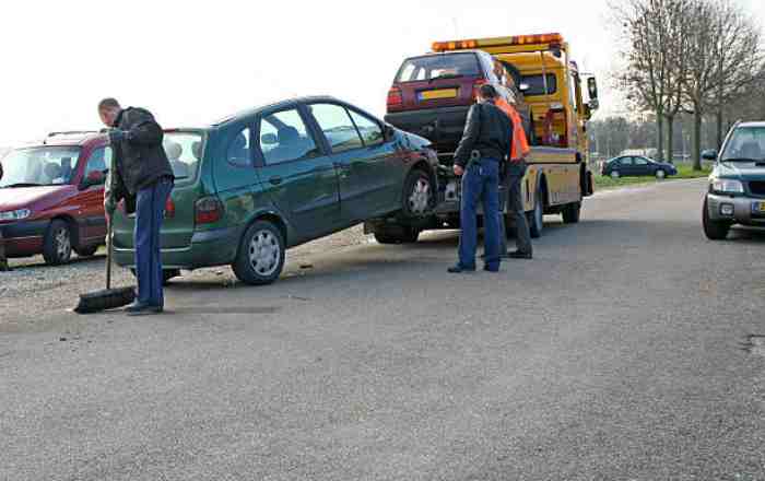 Benefits of Using a Towing Service